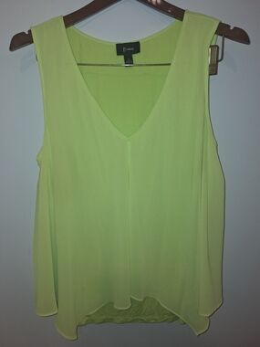 Bwear Women's Neon Lime V-Neck Sleeveless Top